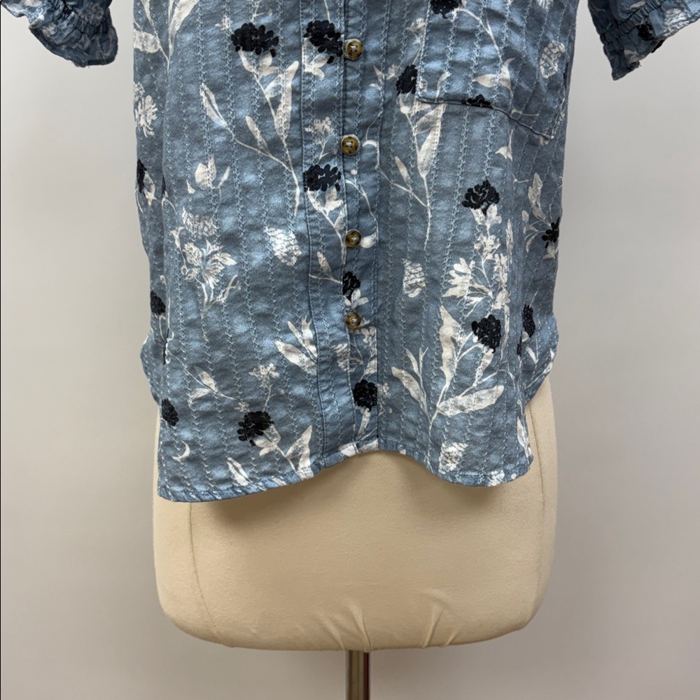 Pilcro Light Blue Floral Button-Down Shirt - Picture 6 of 12